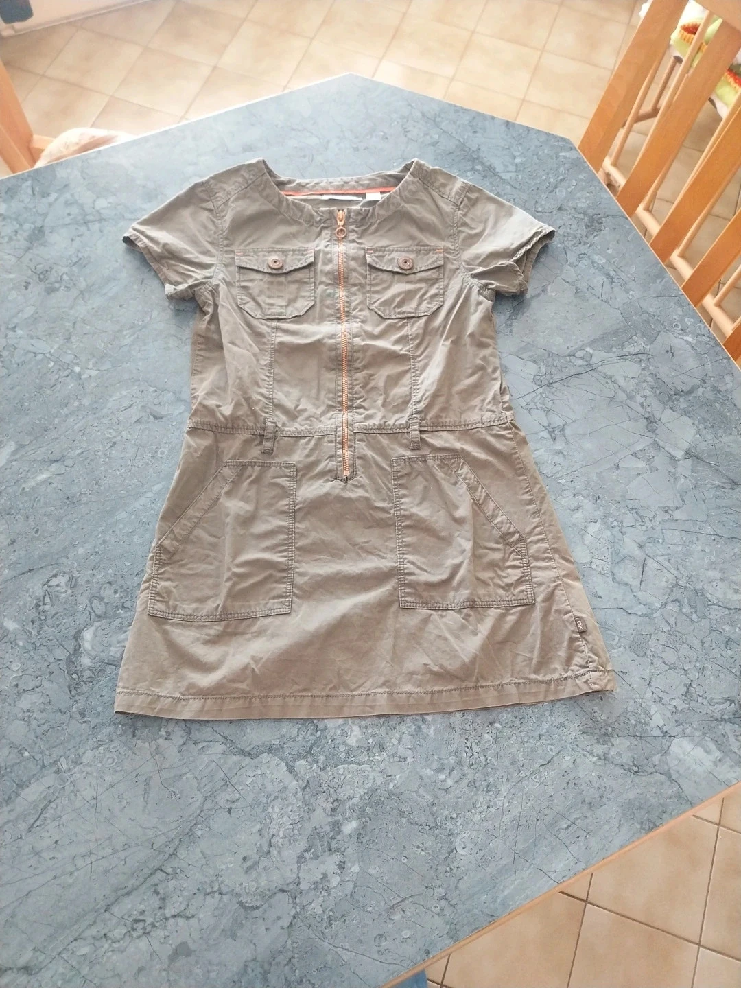 Robe T.8ans